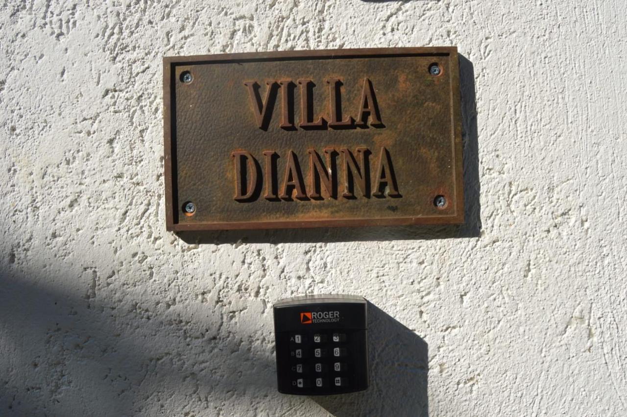 أوشو ريوس Villa Dianna - Entire Villa, Roof Terrace, Pool, Garden, Sea Views Near Dunn'S River المظهر الخارجي الصورة